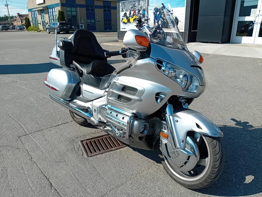 Honda Gl1800a 2005 alt