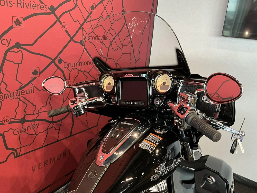 Indian Motorcycle Roadmaster 2024 alt
