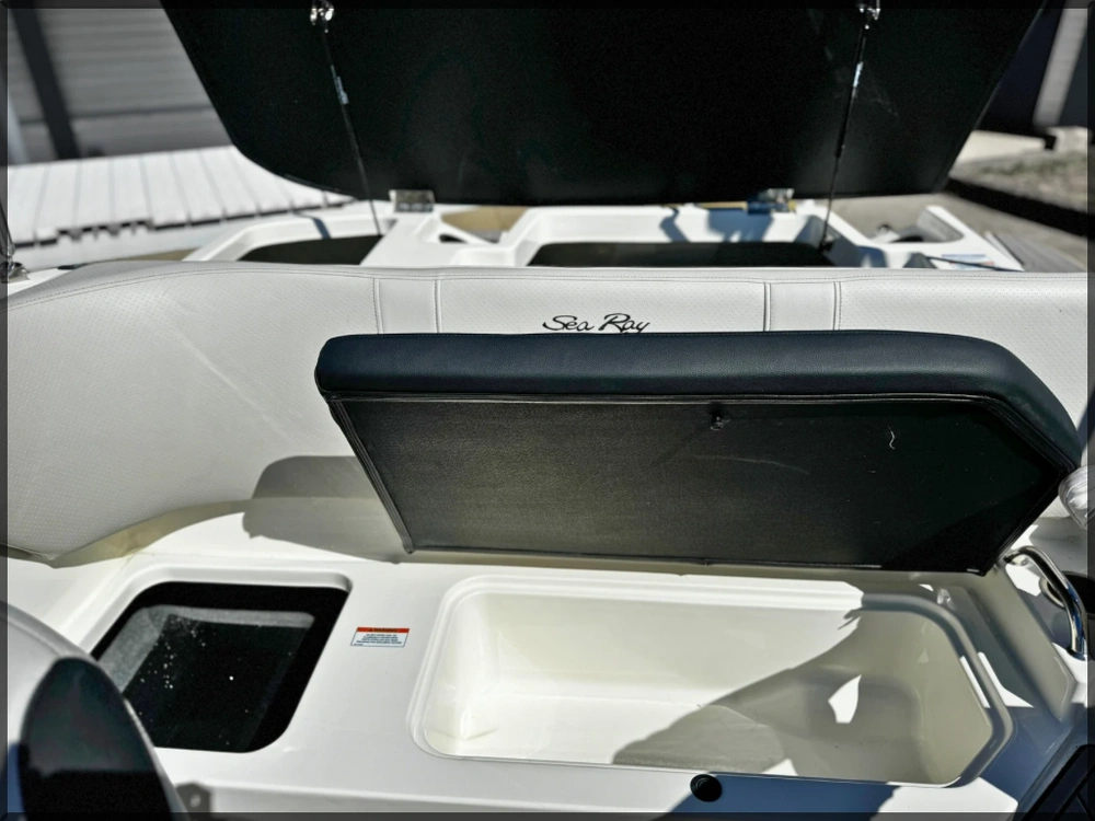 2023 Sea Ray Spx190 alt
