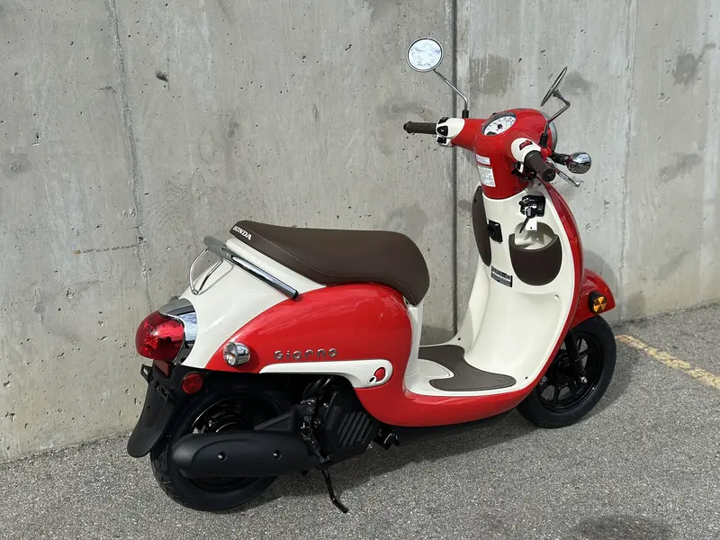 2025 Honda GIORNO