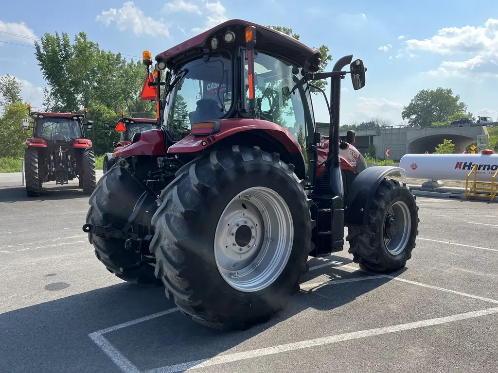 2017 Case IH Maxxum 115