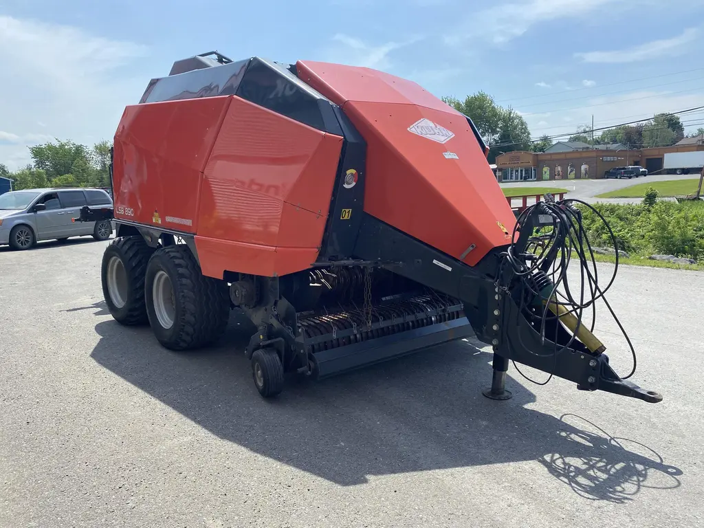 Kuhn LSB890 2013