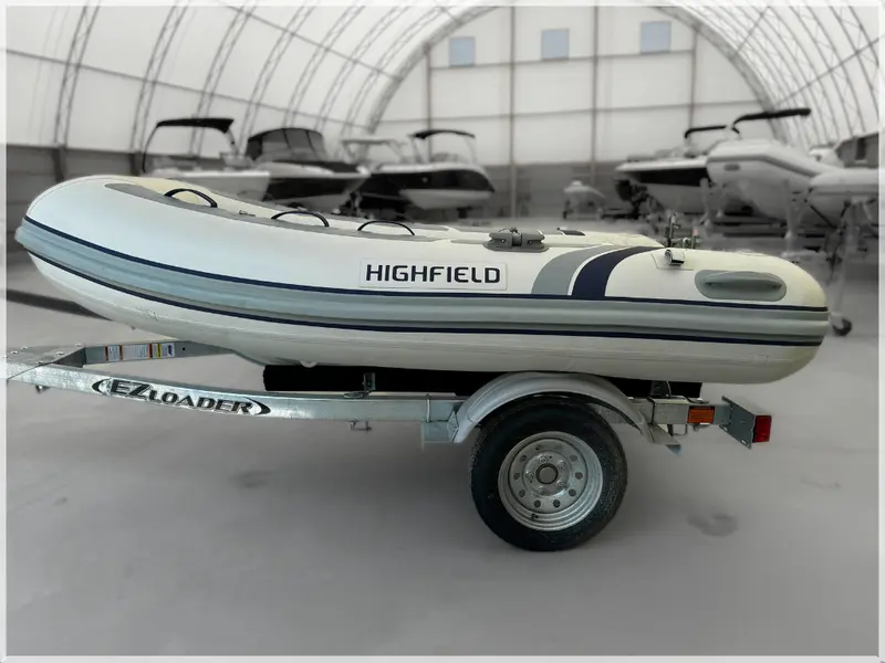 2022 Highfield CL260