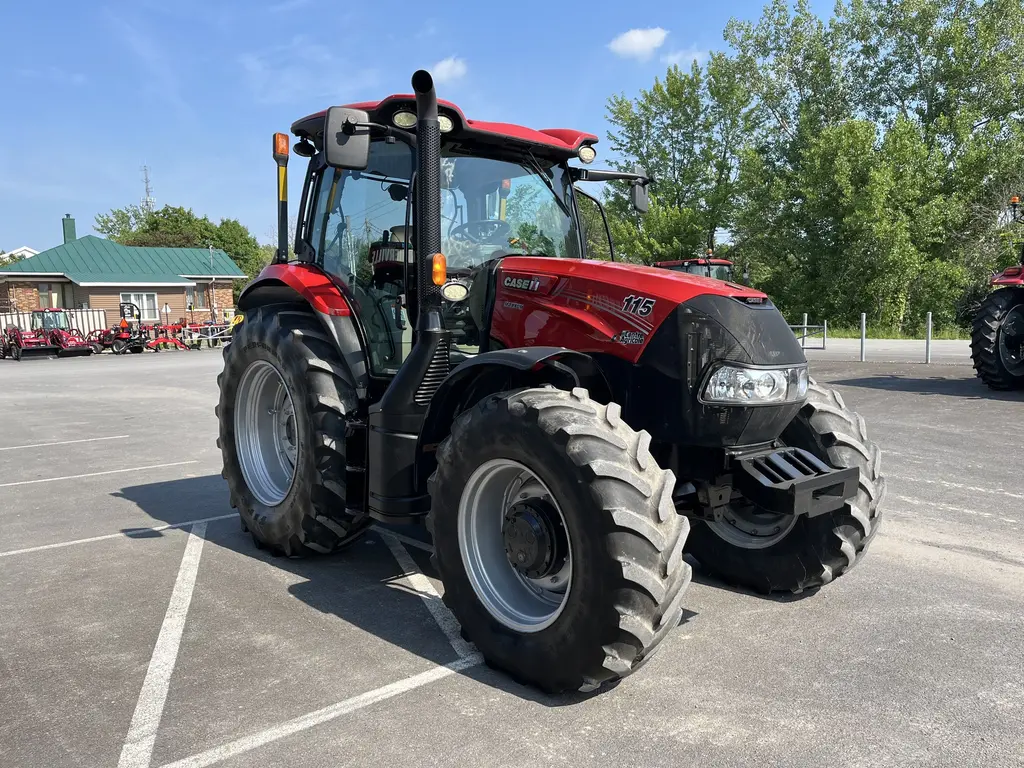 2017 Case IH Maxxum 115