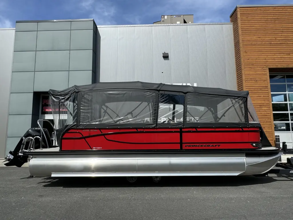 2023 Princecraft QUORUM 25 RL + 200HP 