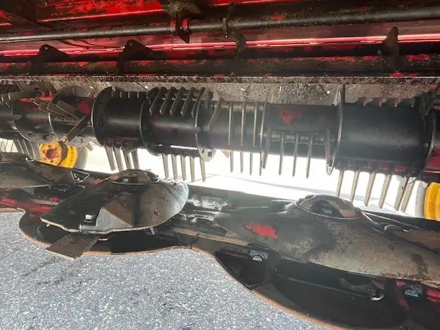 2017 New Holland 313FDB