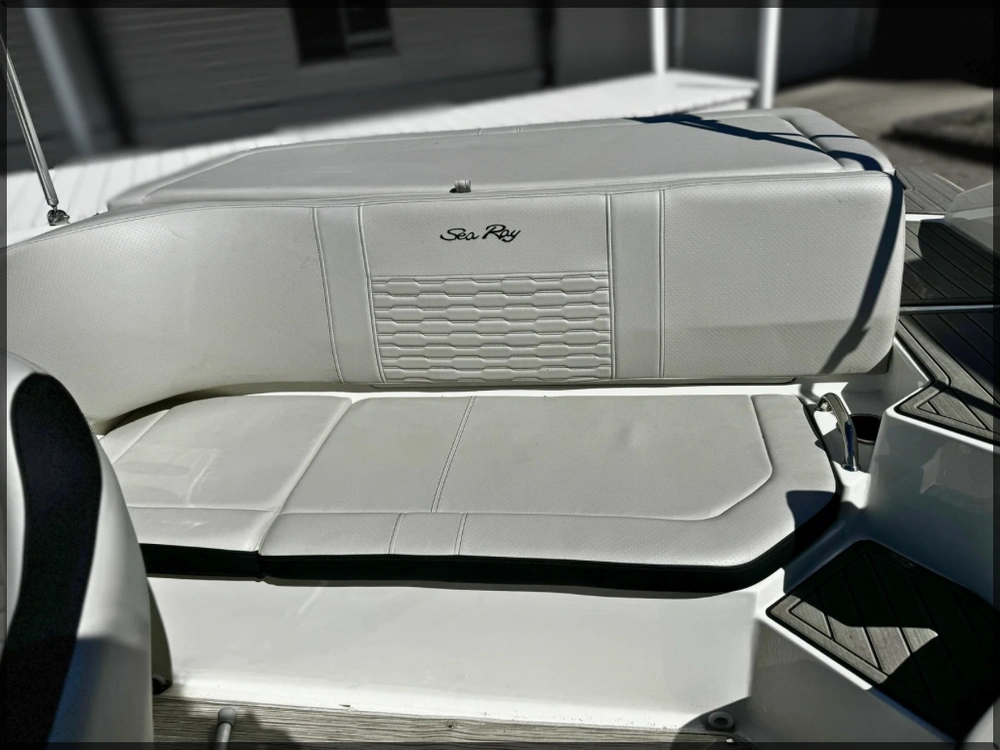 2023 Sea Ray Spx190 alt