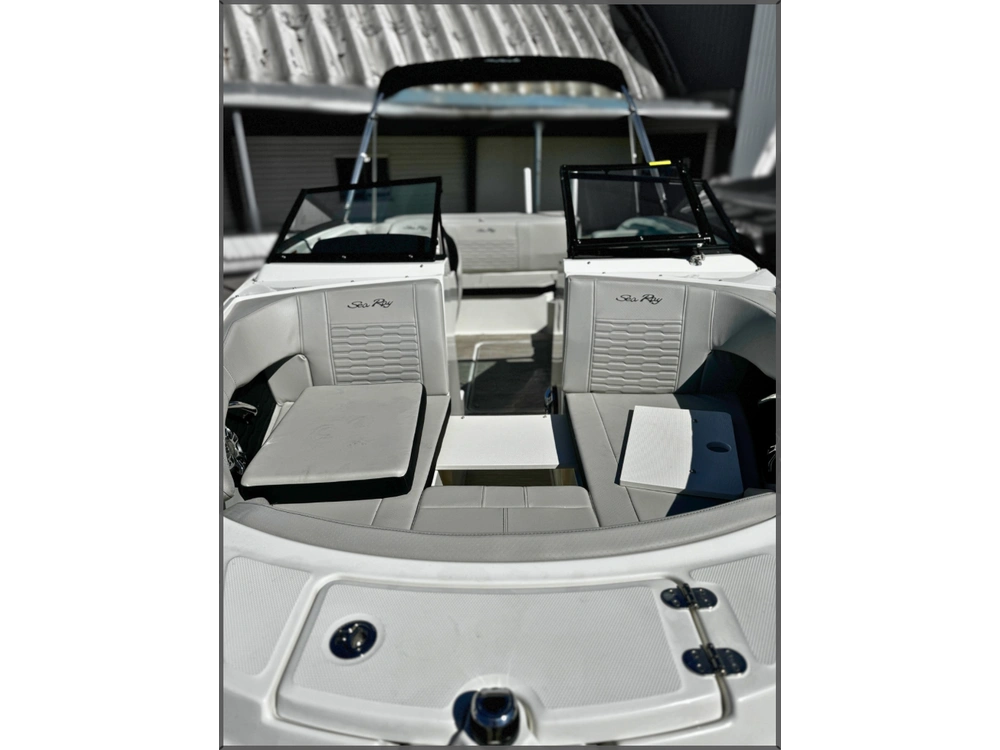 2023 Sea Ray Spx190 alt