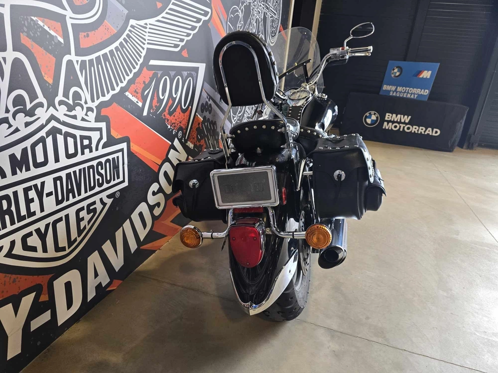 Yamaha V Strar 1100 2003 alt