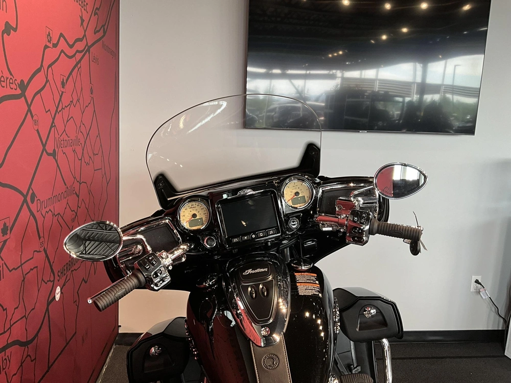Indian Motorcycle Roadmaster 2024 alt