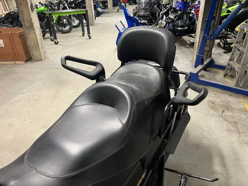 2011 Ski-Doo SKANDIC 550F WIDE TRACK