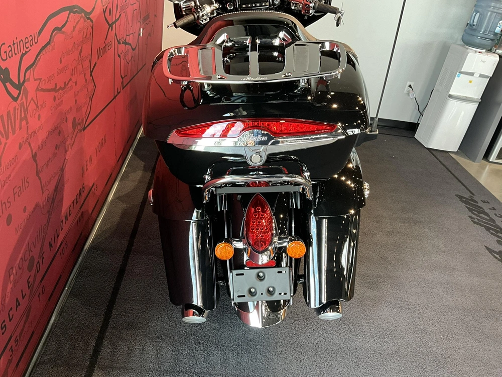 Indian Motorcycle Roadmaster 2024 alt