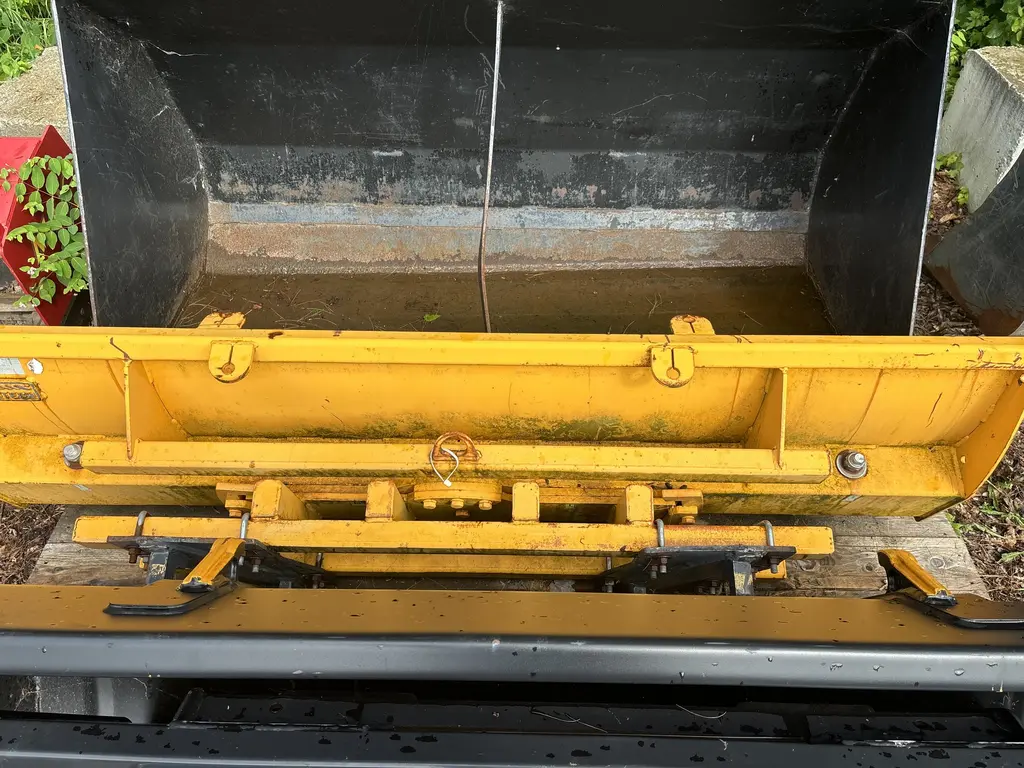 2011 Cotech GDC30-84