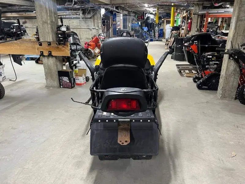 2011 Ski-Doo SKANDIC 550F WIDE TRACK