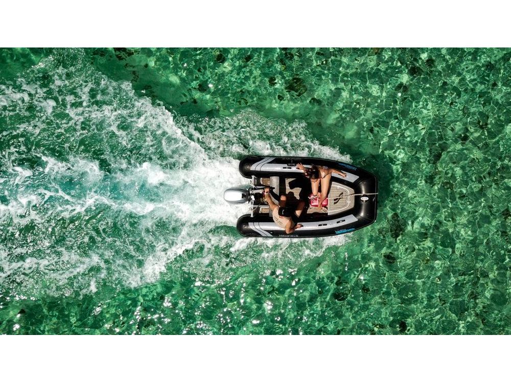 2023 Highfield Cl310 With 20 Hp Tiller alt