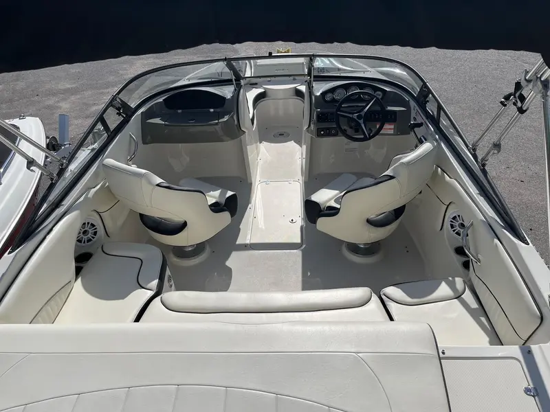 2020 Stingray STINGRAY 208LR