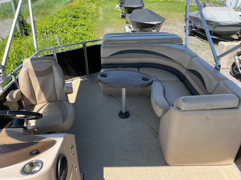 2017 Crestliner PONTON 200 RALLY Honda 50hp