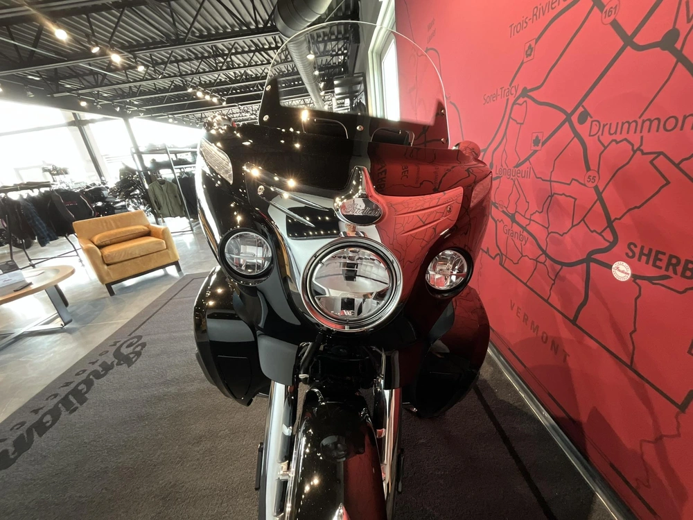 Indian Motorcycle Roadmaster 2024 alt
