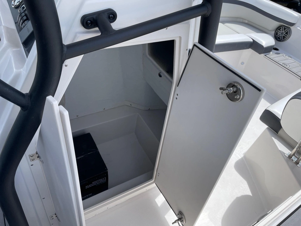 2024 Starcraft Svx 211 Ob Center Console alt