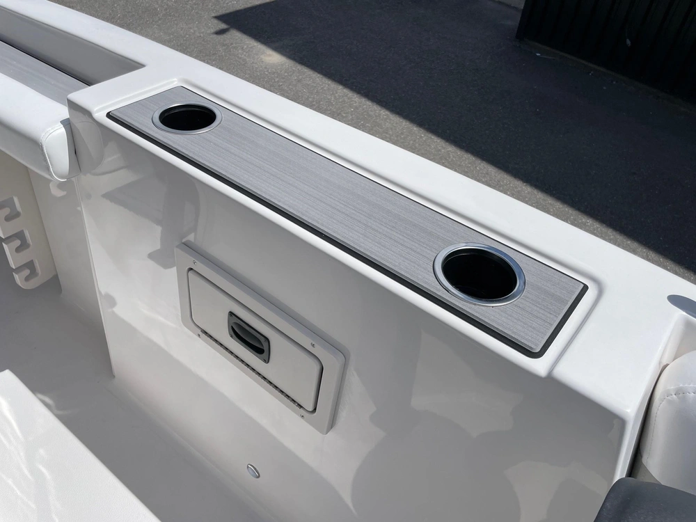 2024 Starcraft Svx 211 Ob Center Console alt