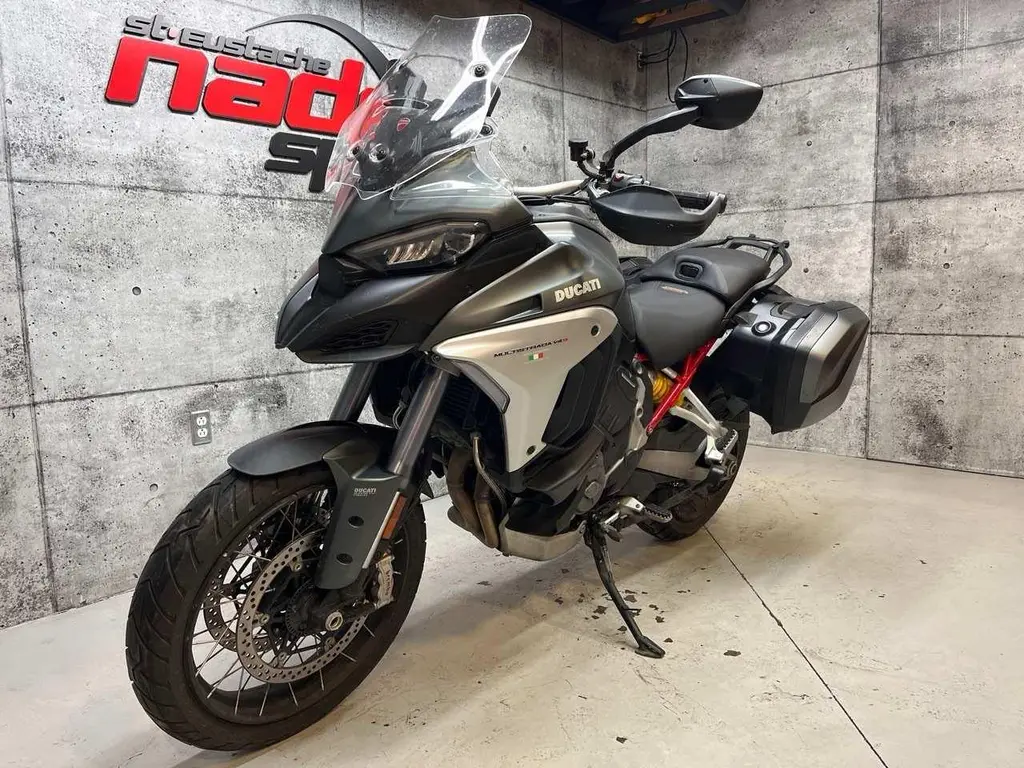 Ducati MULTISTRADA V4S TOURING 2021