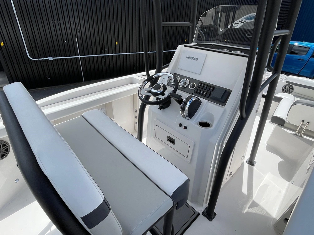 2024 Starcraft Svx 211 Ob Center Console alt