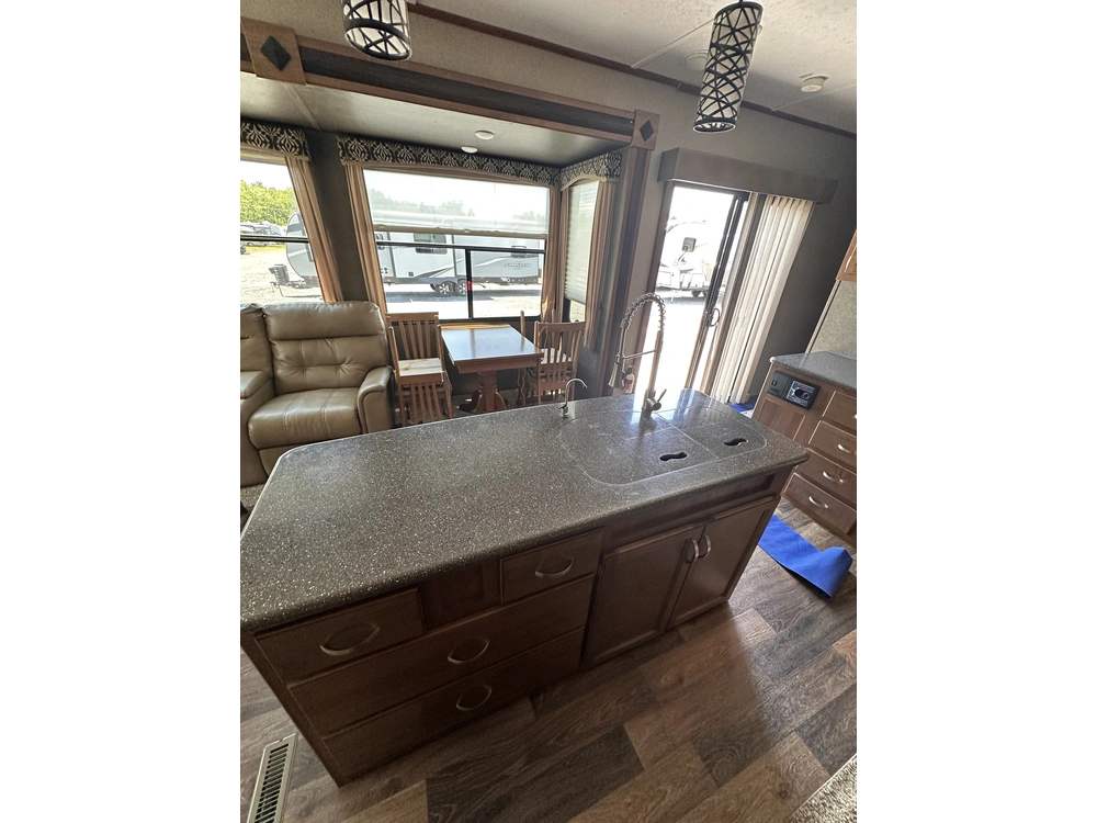 Keystone Rv Residence 40mkts 2018 alt