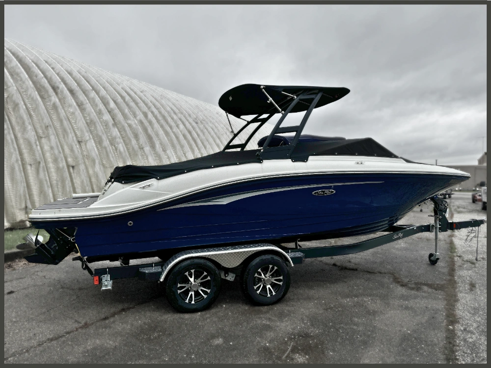 2023 Sea Ray Spx210 alt