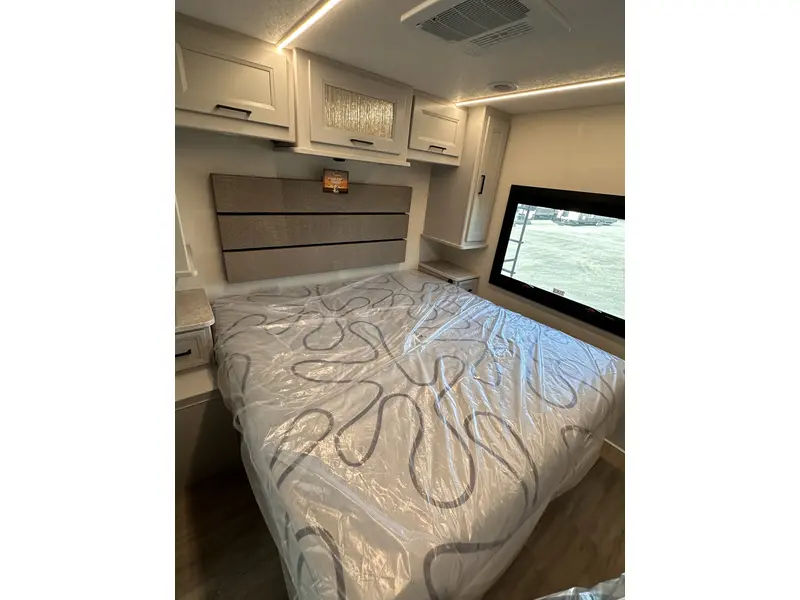 2025 Coachmen MIRADA 29FW