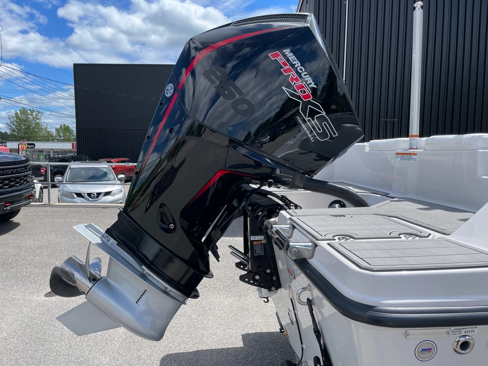 2024 Starcraft Svx 211 Ob Center Console alt