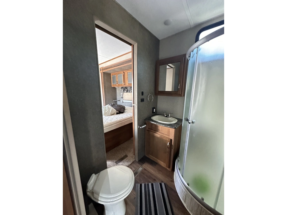 Keystone Rv Residence 40mkts 2018 alt