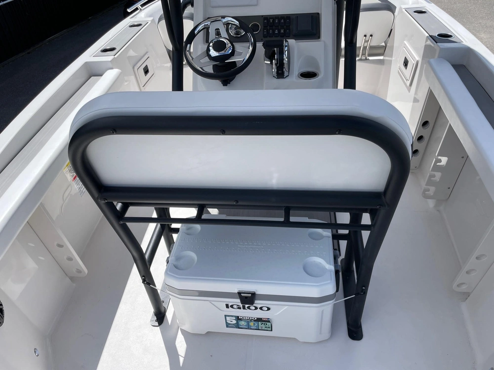 2024 Starcraft Svx 211 Ob Center Console alt