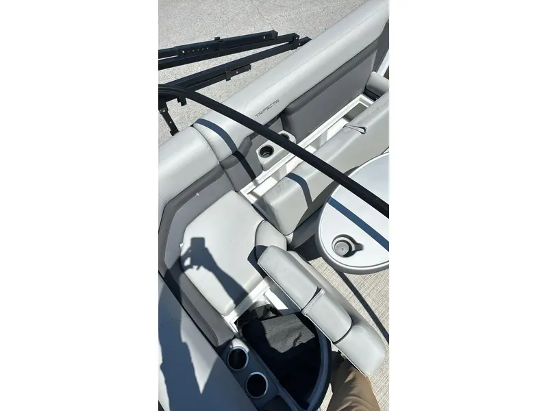 2023 Trifecta 24 C2CS