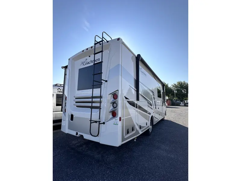 2025 Coachmen MIRADA 29FW