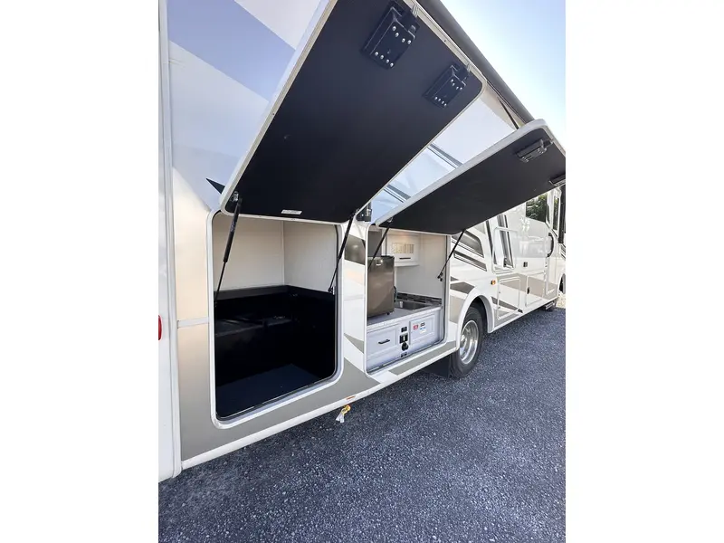 2025 Coachmen MIRADA 29FW