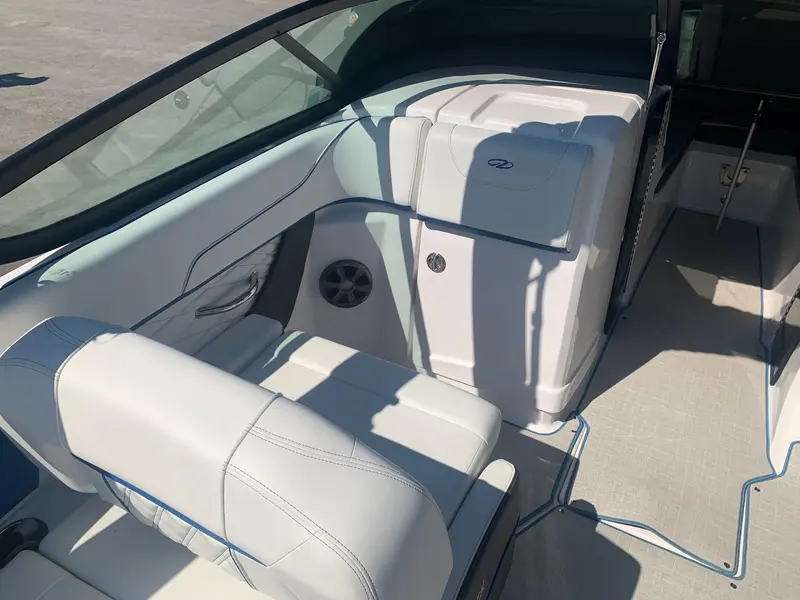 2022 Regal 22 FASDECK ESX