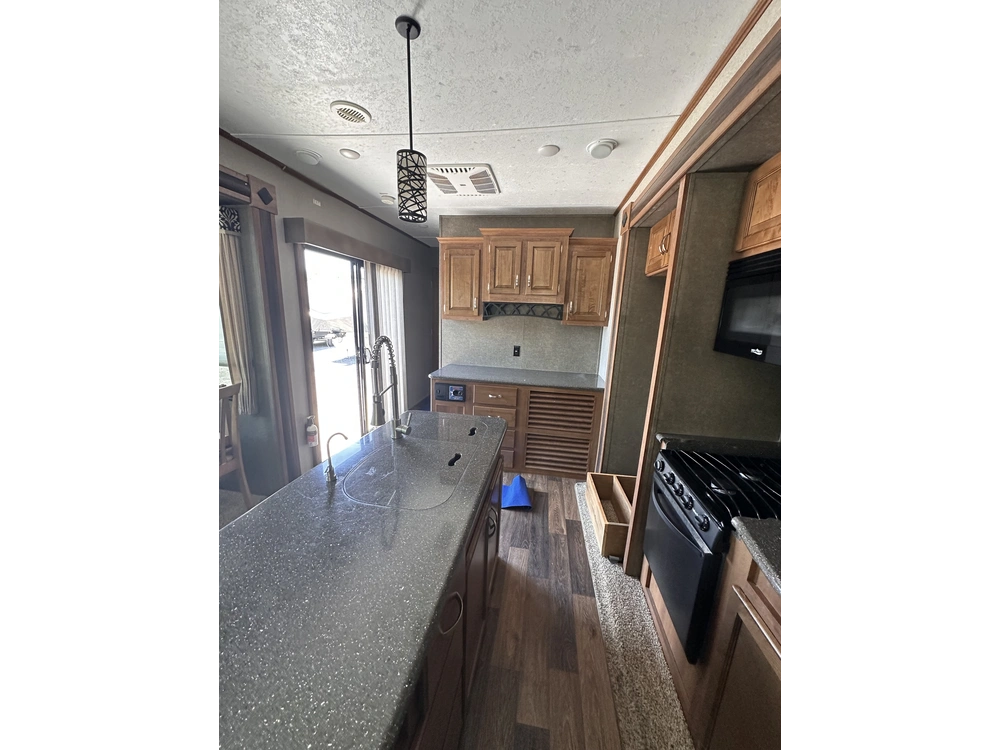 Keystone Rv Residence 40mkts 2018 alt