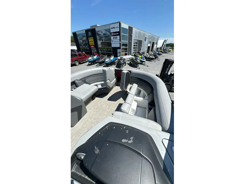 2023 Trifecta 24 C2CS