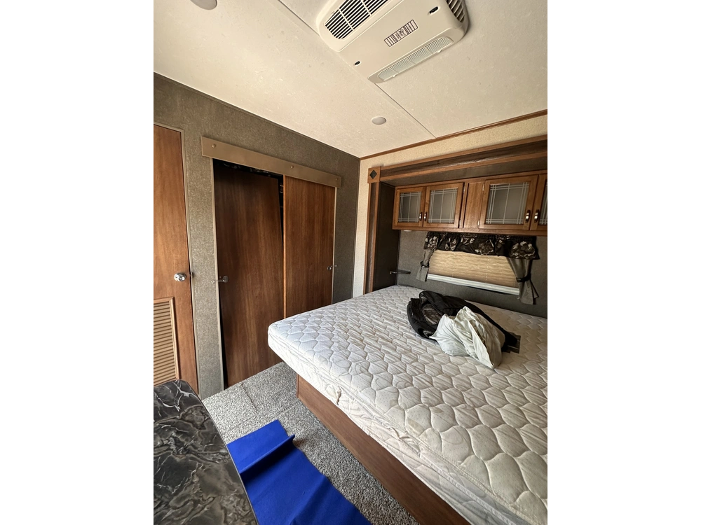 Keystone Rv Residence 40mkts 2018 alt
