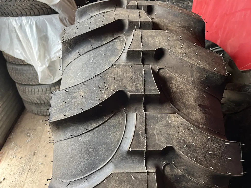 TITAN 16.5R12 16.9R24 2024