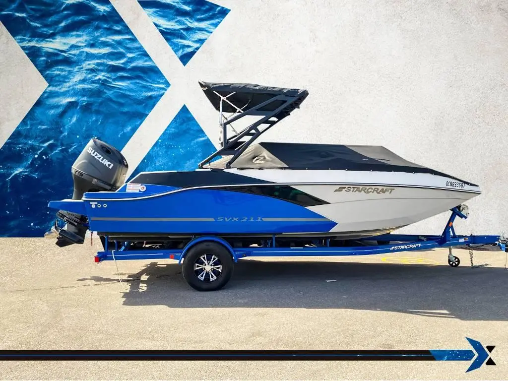 Starcraft SVX 211 OB 200hp  deck boat bateau Ponté Financement à partir de 145$ / semaine 2023