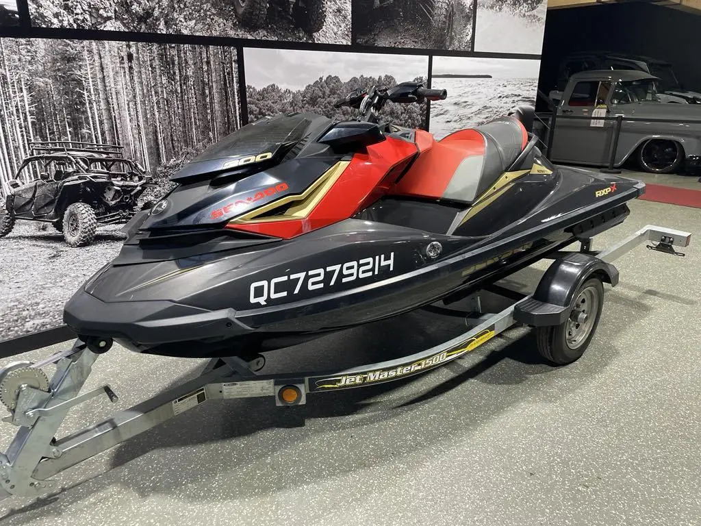 Used 2020 SEADOO RXP-X 300 in Saint-Eustache - Récréatifs Rive-Nord