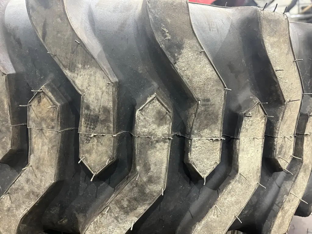 TITAN 16.5R12 16.9R24 2024