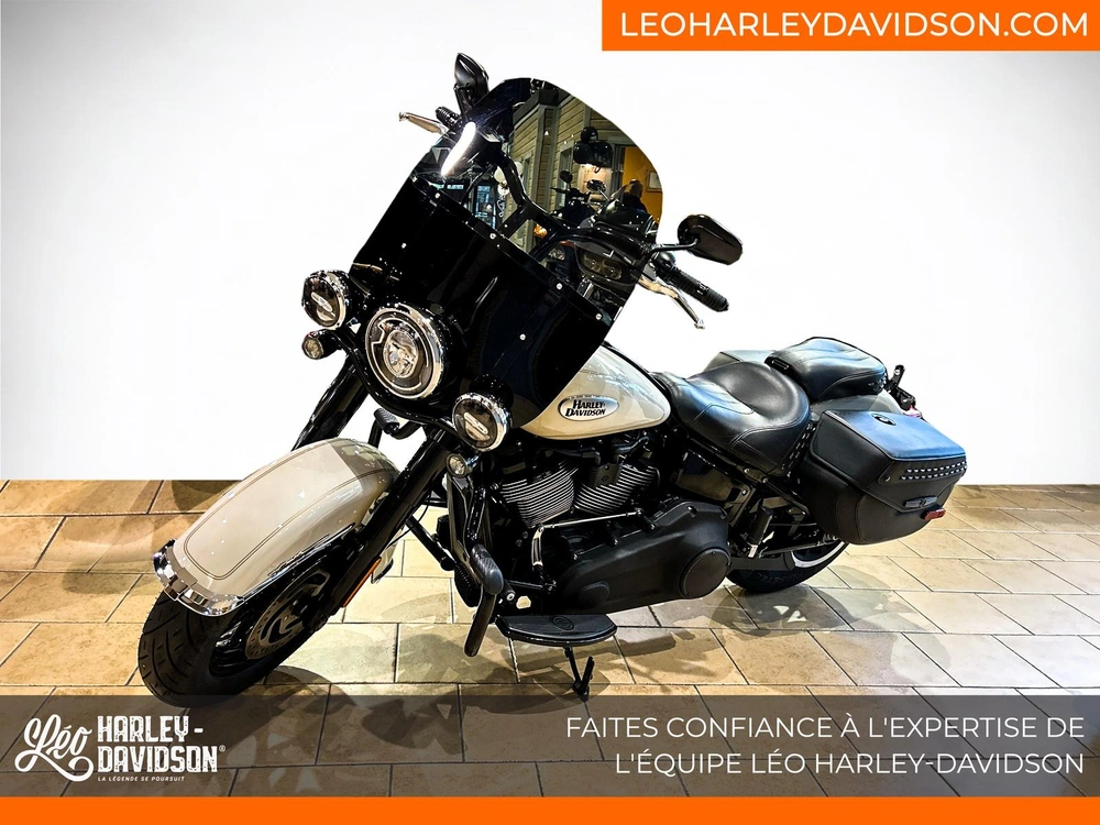 Harley-davidson Flhcs Heritage Classic 2022 alt