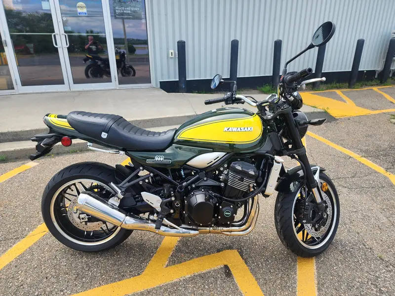 2024 Kawasaki ZR900CRACN Z900RS