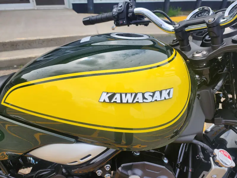 2024 Kawasaki ZR900CRACN Z900RS