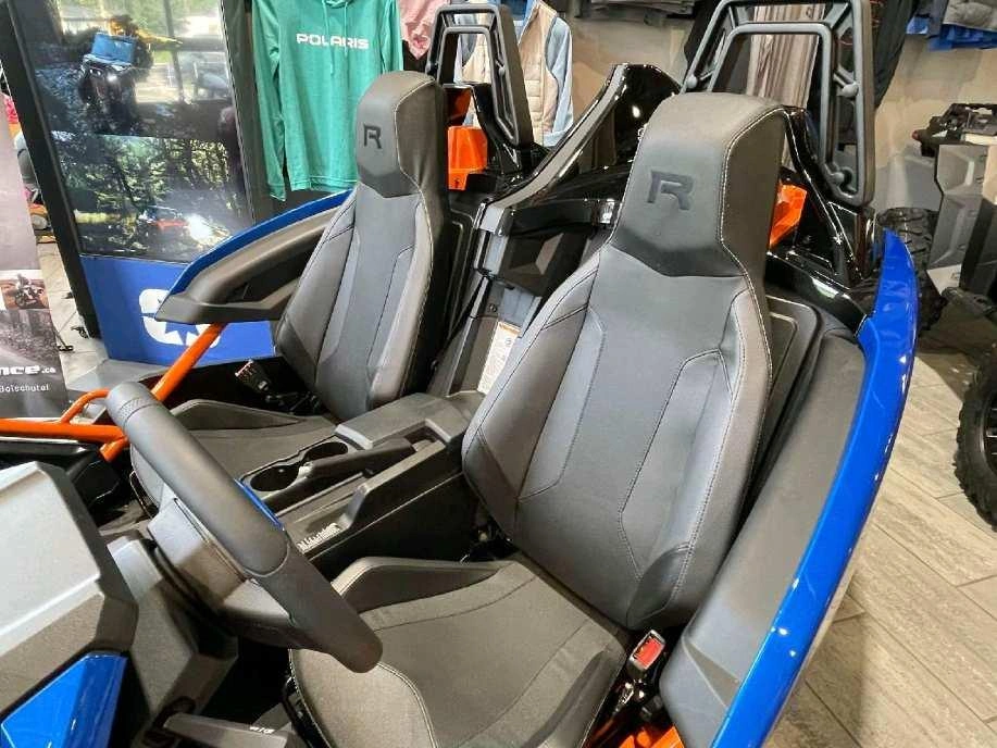 2024 Slingshot Slingshot R (manuel) alt