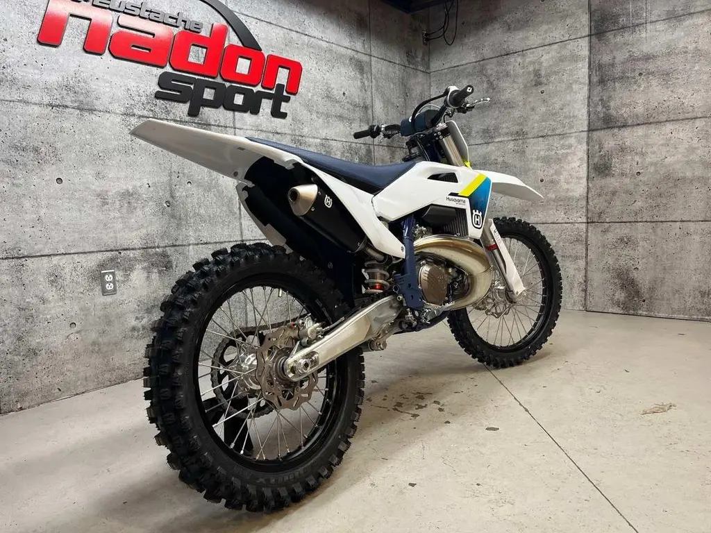 2025 Husqvarna TC 300