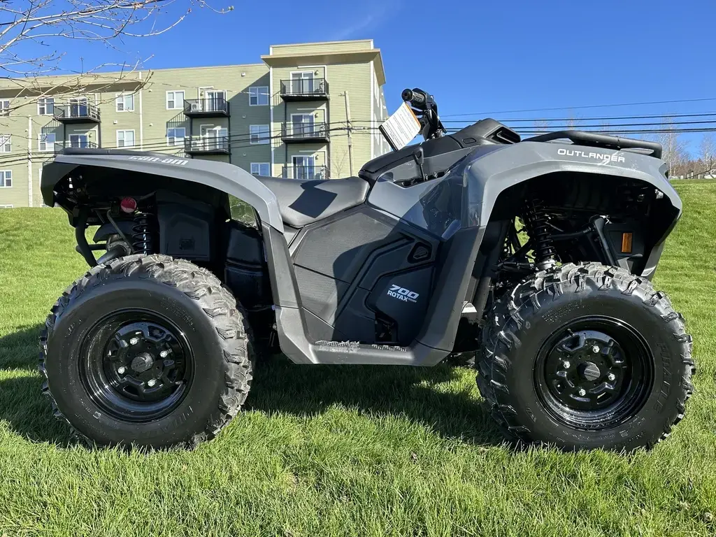 2024 Can-Am Outlander 700 