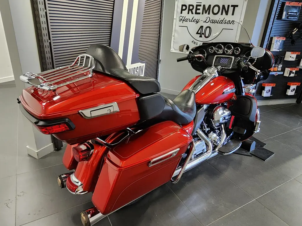 Harley-Davidson FLHTCU Ultra ClassicFLHTCU 2014